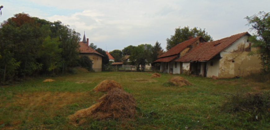 Eladó telek Abádszalókon (idn190907)