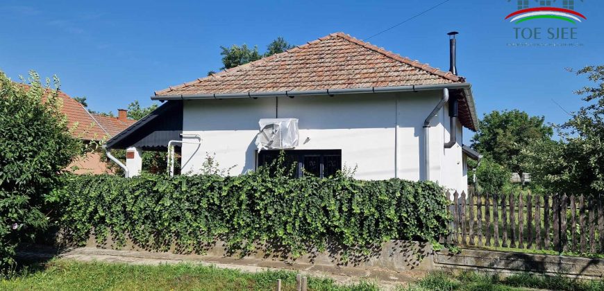 IDN240625a Csodálatos ház Abádszalókon