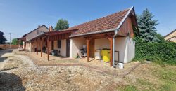 IDN240626 Abádszalók központjában eladó családi ház