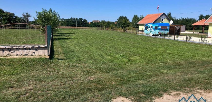 IDN240814 Eladó telek Abádszalókon