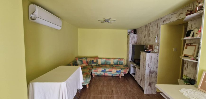 idn250812 Tiszafüredi Családi ház