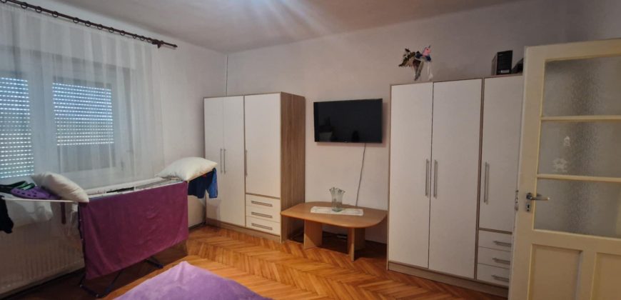 idn250812 Tiszafüredi Családi ház