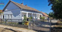 Abádszalókon ház eladó (idn250902)