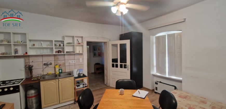 Abádszalókon ház eladó (idn250902)